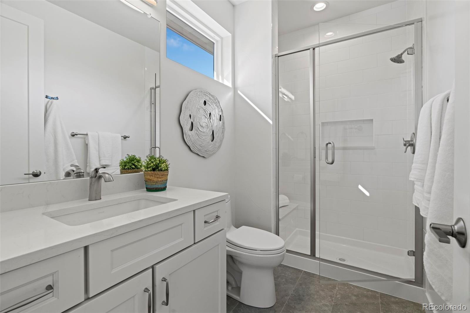 2164 Avenida Del Sol