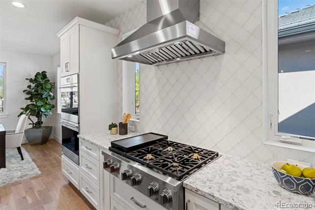 2164 Avenida Del Sol