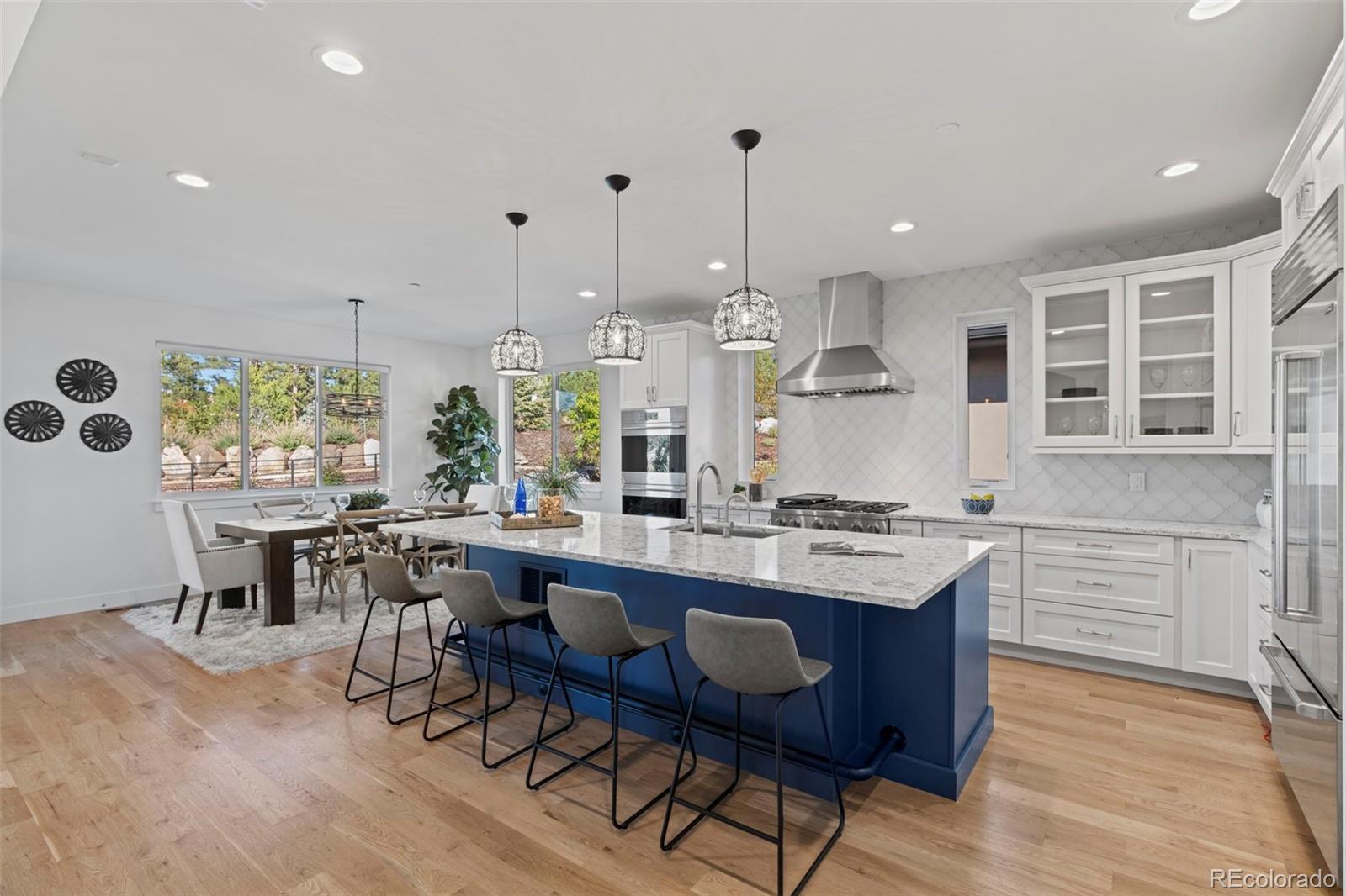 2164 Avenida Del Sol