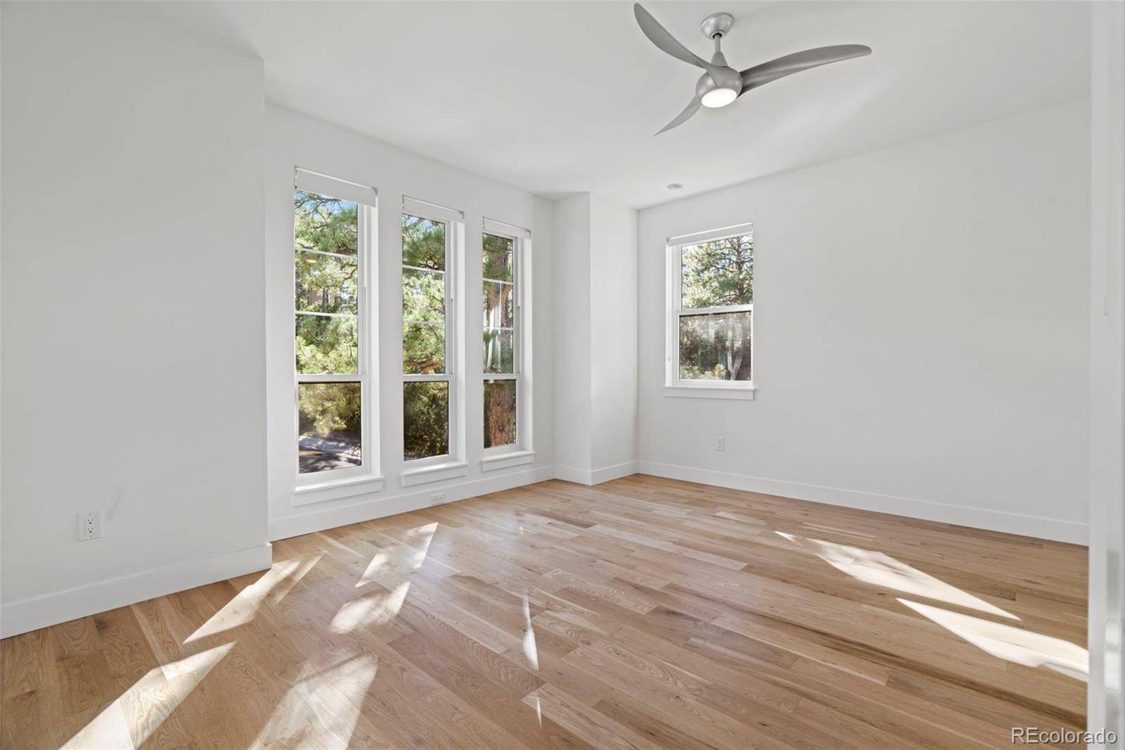 2164 Avenida Del Sol
