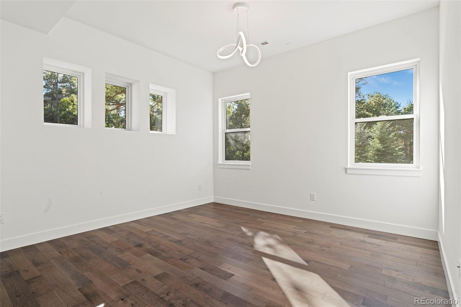 2164 Avenida Del Sol