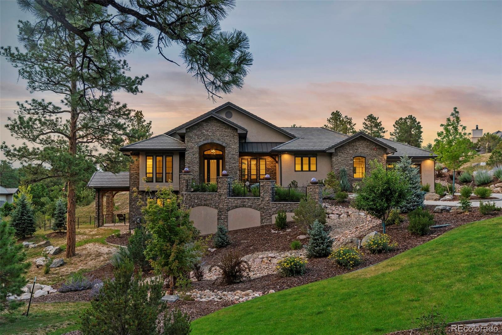 2164 Avenida Del Sol