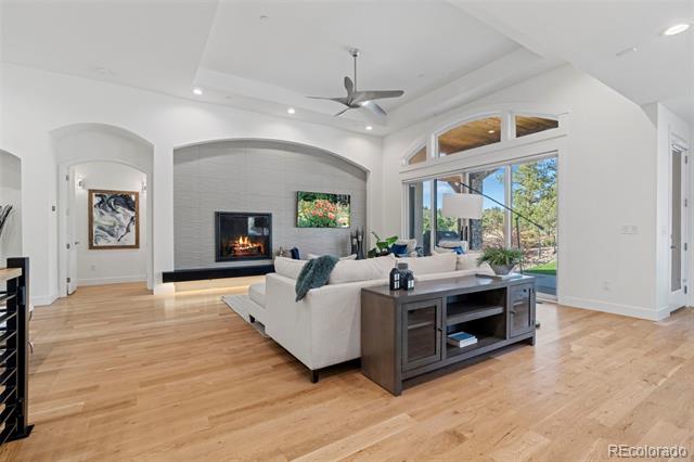 2164 Avenida Del Sol