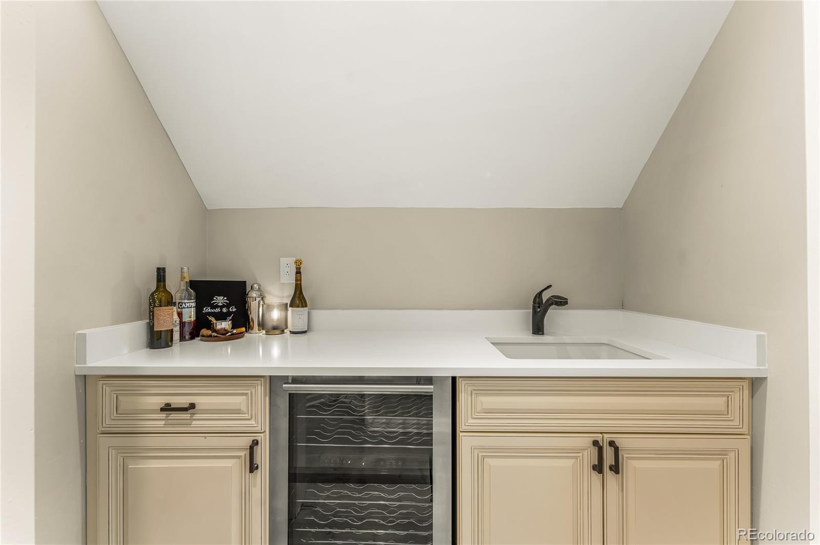 2435 N Gilpin Street