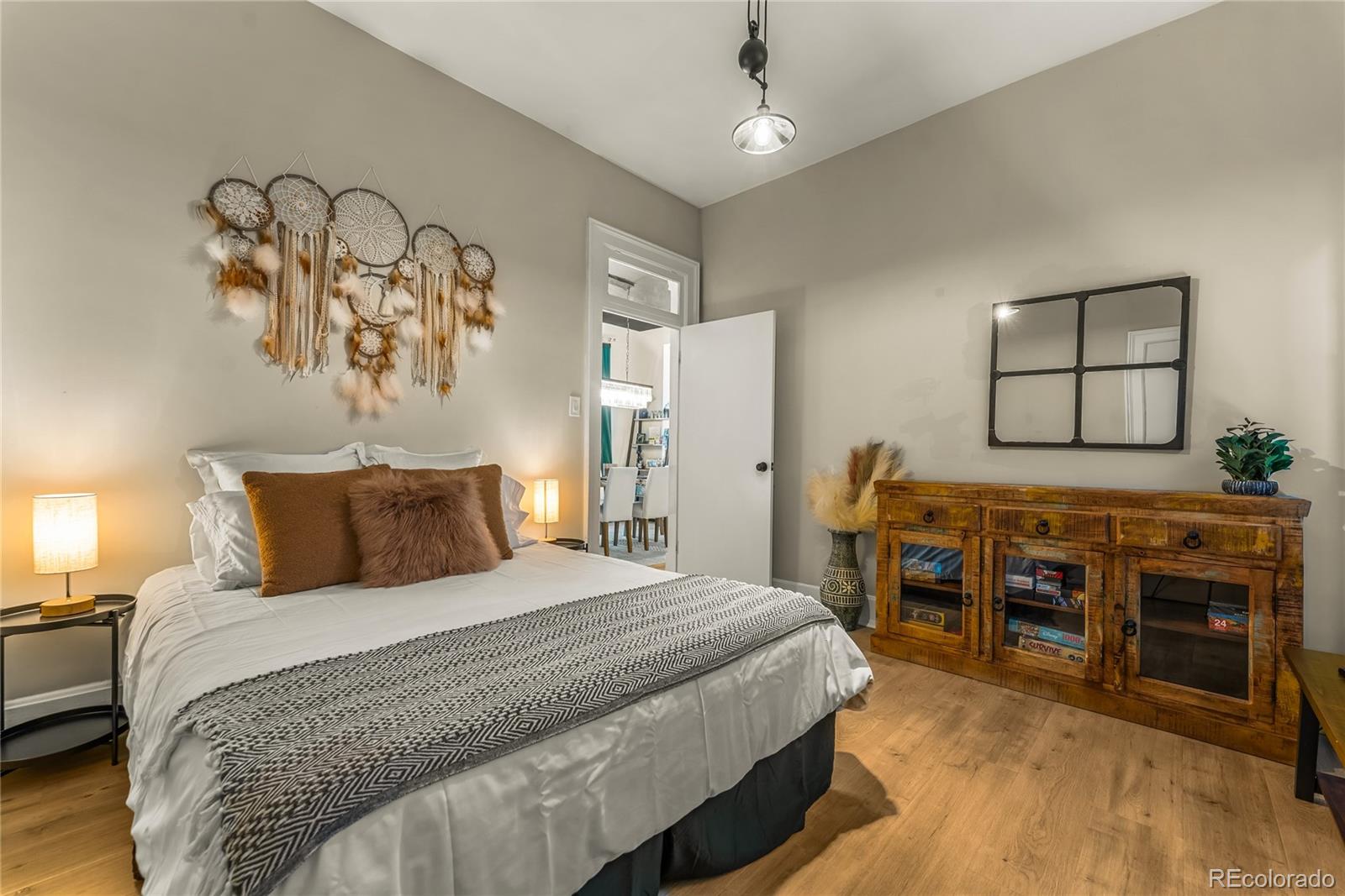 2435 N Gilpin Street