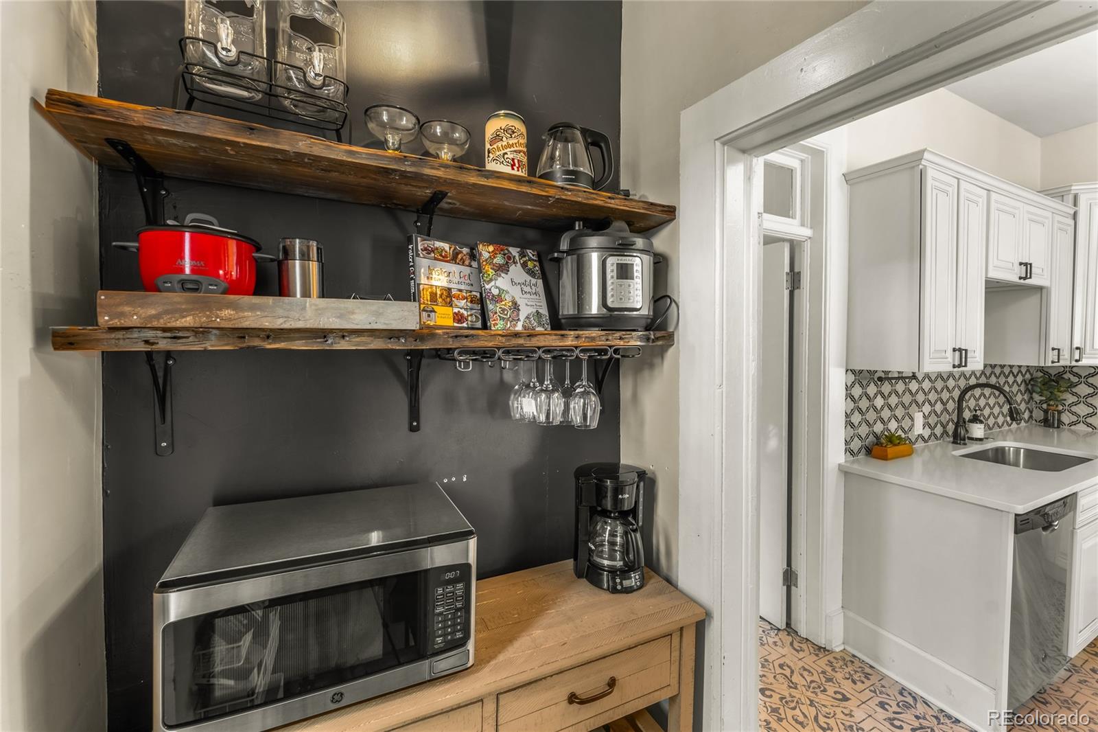 2435 N Gilpin Street