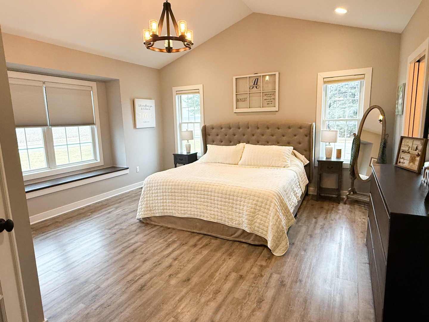 2334 E 3300 North Road