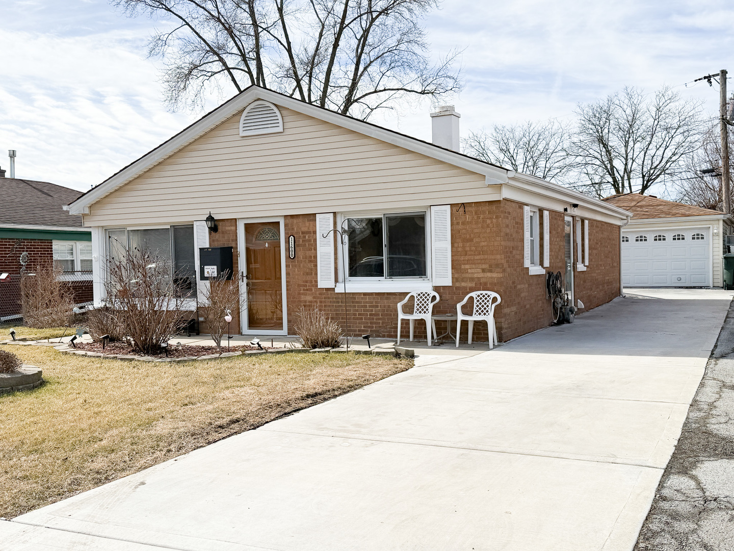 11600 S Meadow Lane Drive