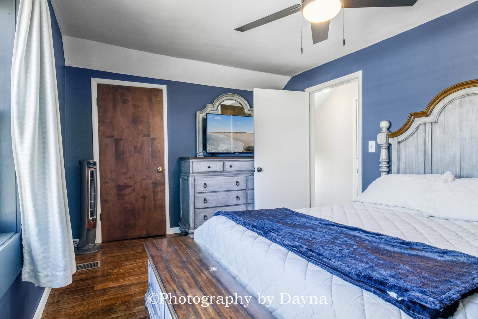 250 W Frontage Street