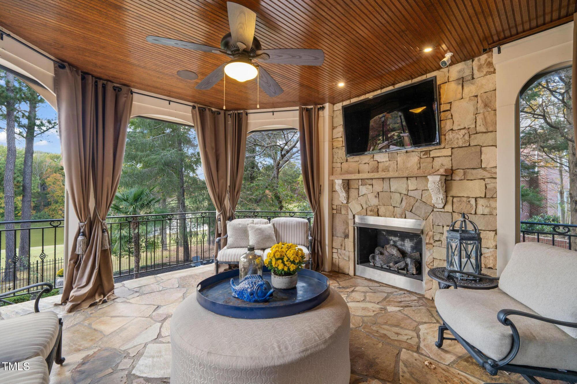 7221 Manor Oaks Dr Drive