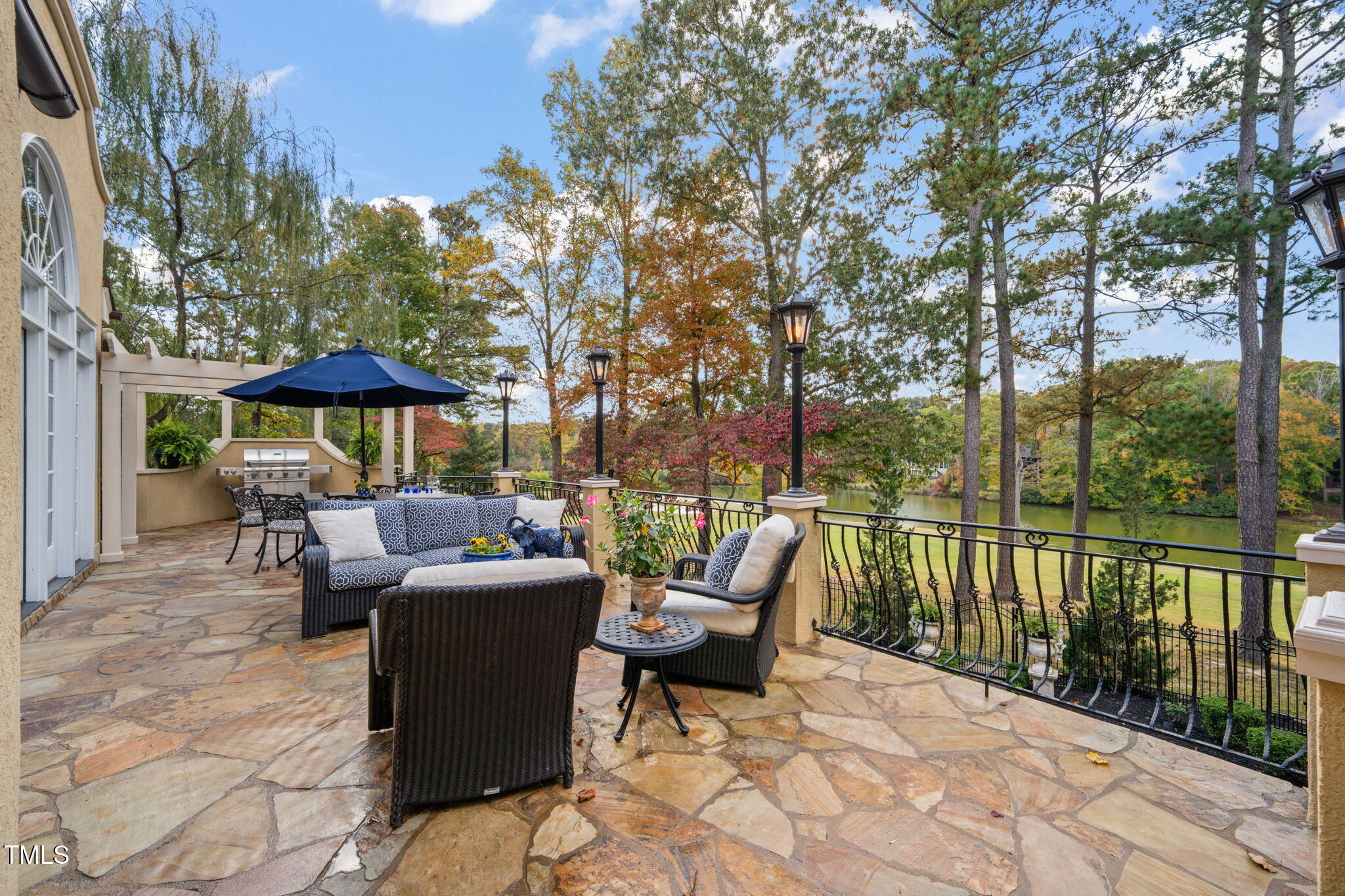7221 Manor Oaks Dr Drive