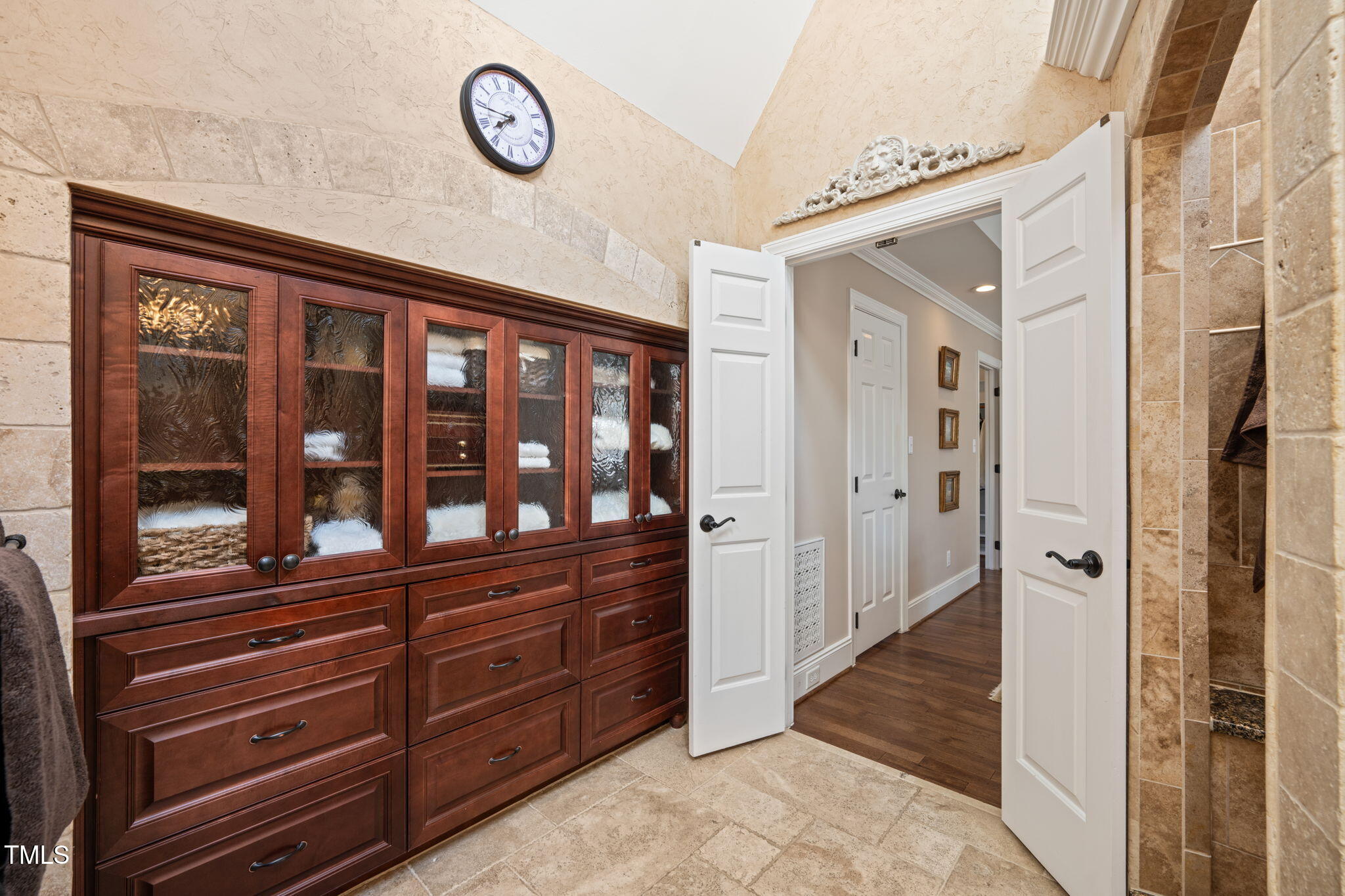 7221 Manor Oaks Dr Drive