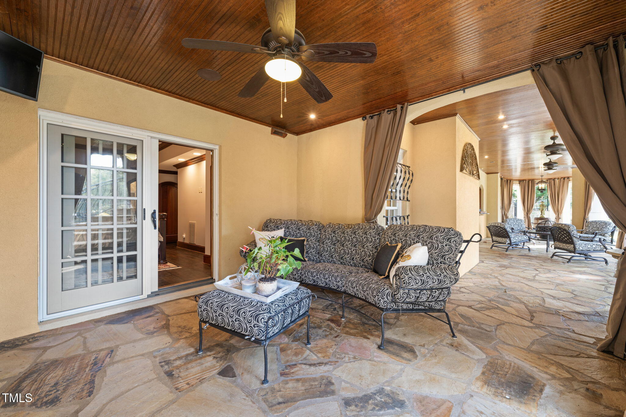 7221 Manor Oaks Dr Drive