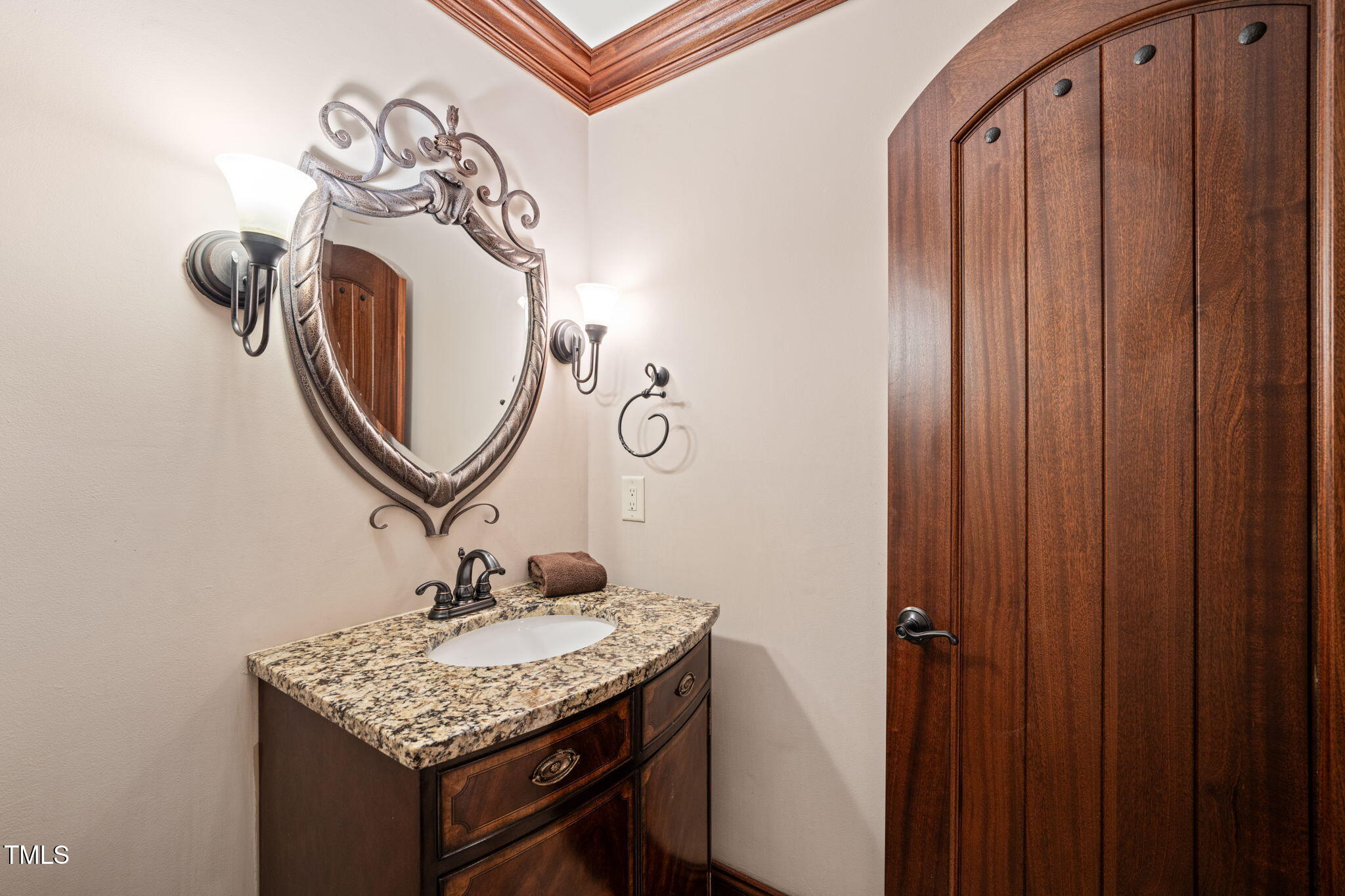 7221 Manor Oaks Dr Drive