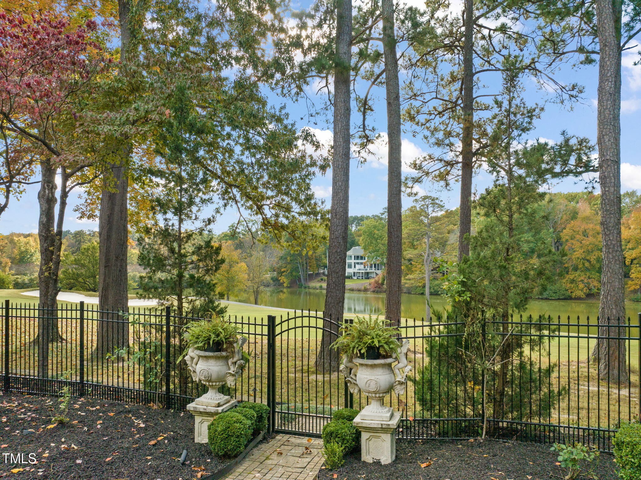 7221 Manor Oaks Dr Drive