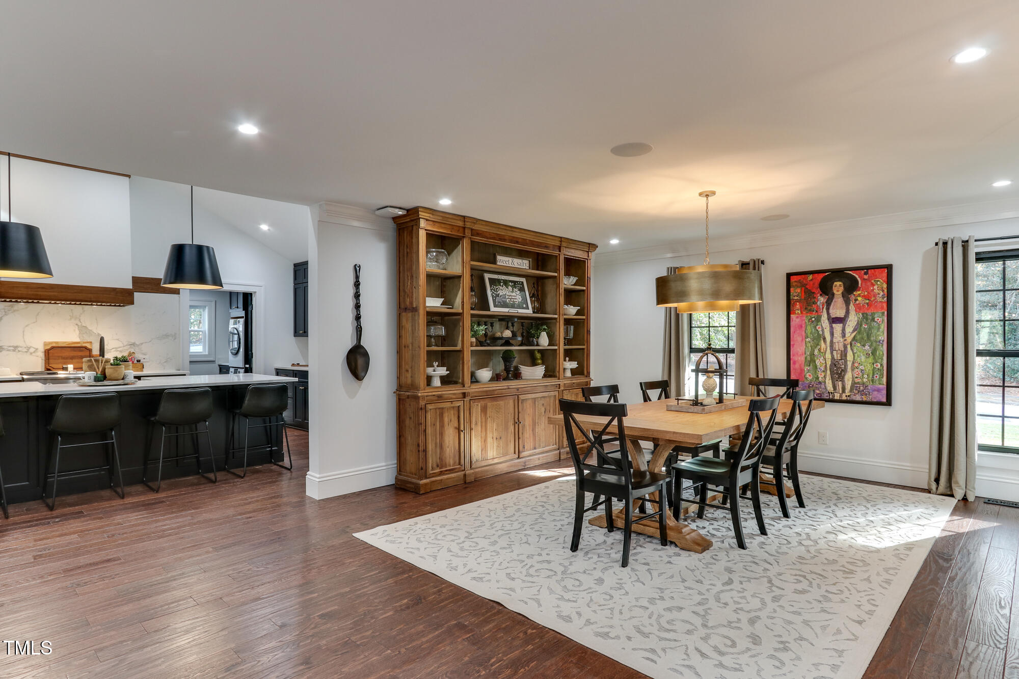 1005 Willow Run South Drive