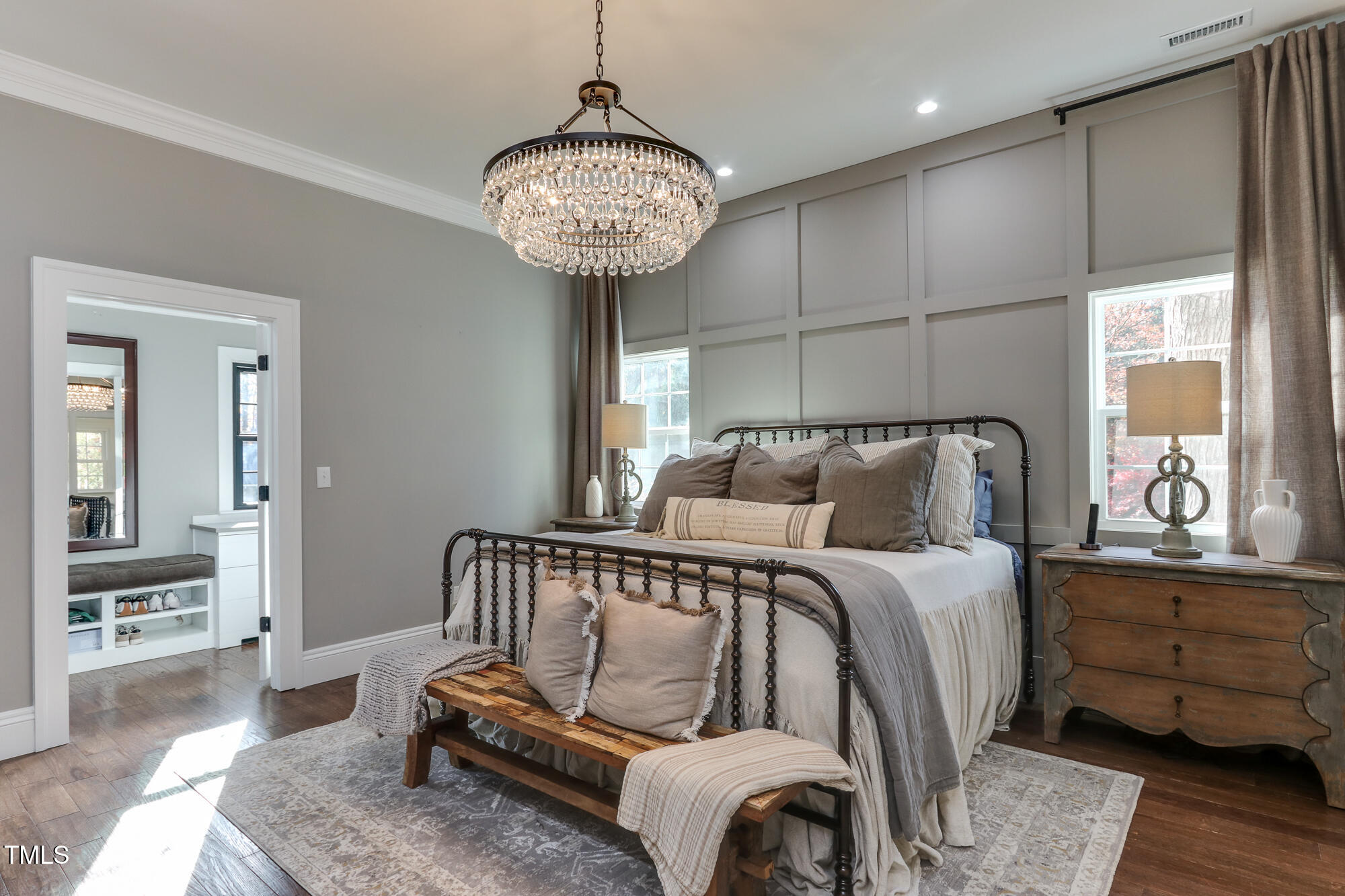 1005 Willow Run South Drive