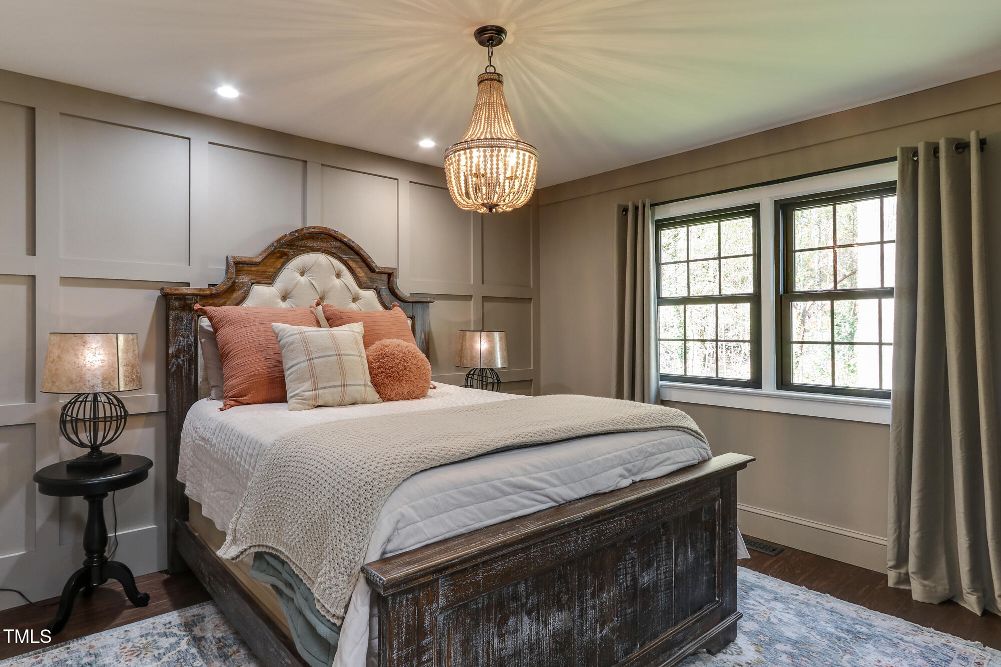 1005 Willow Run South Drive