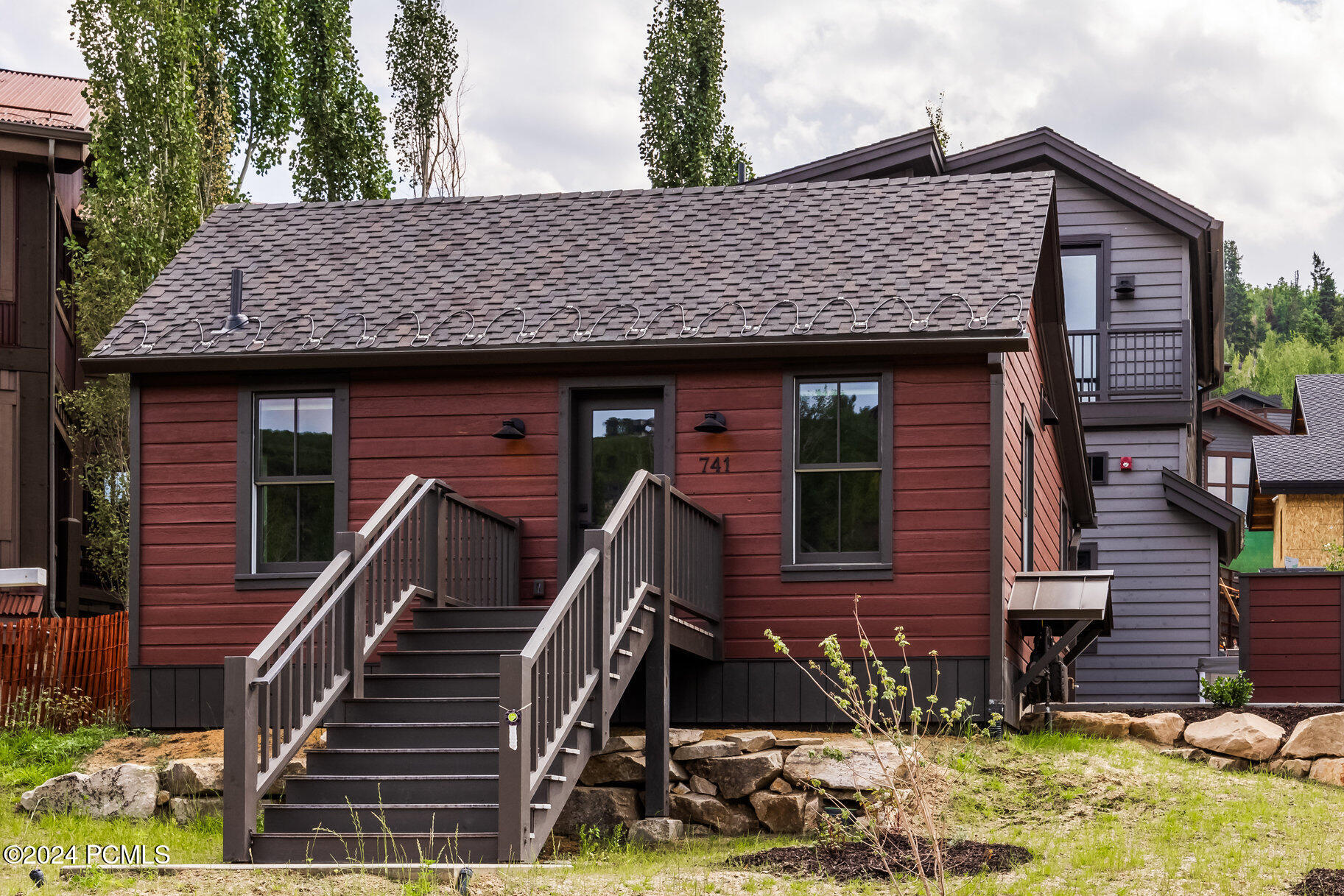 741 Rossie Hill Drive