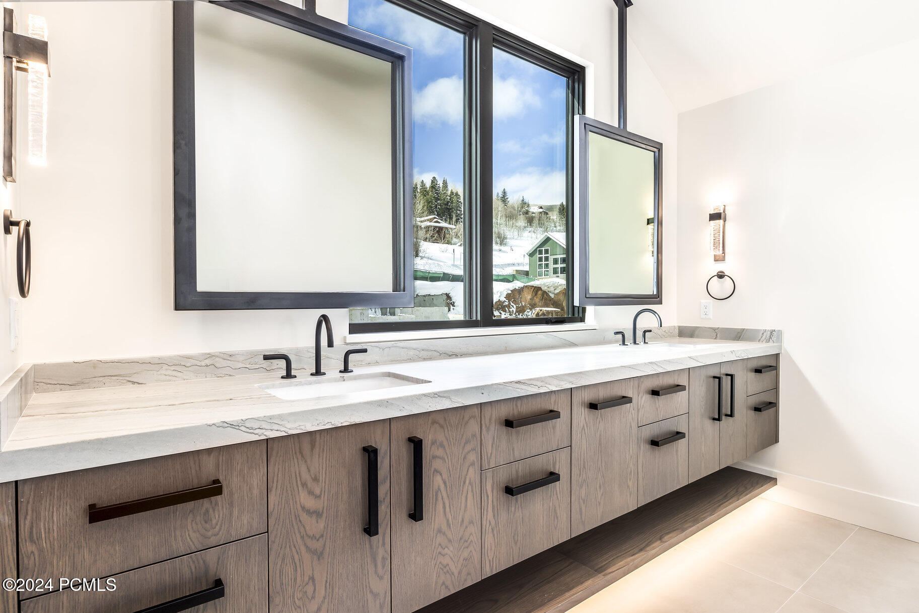 741 Rossie Hill Drive