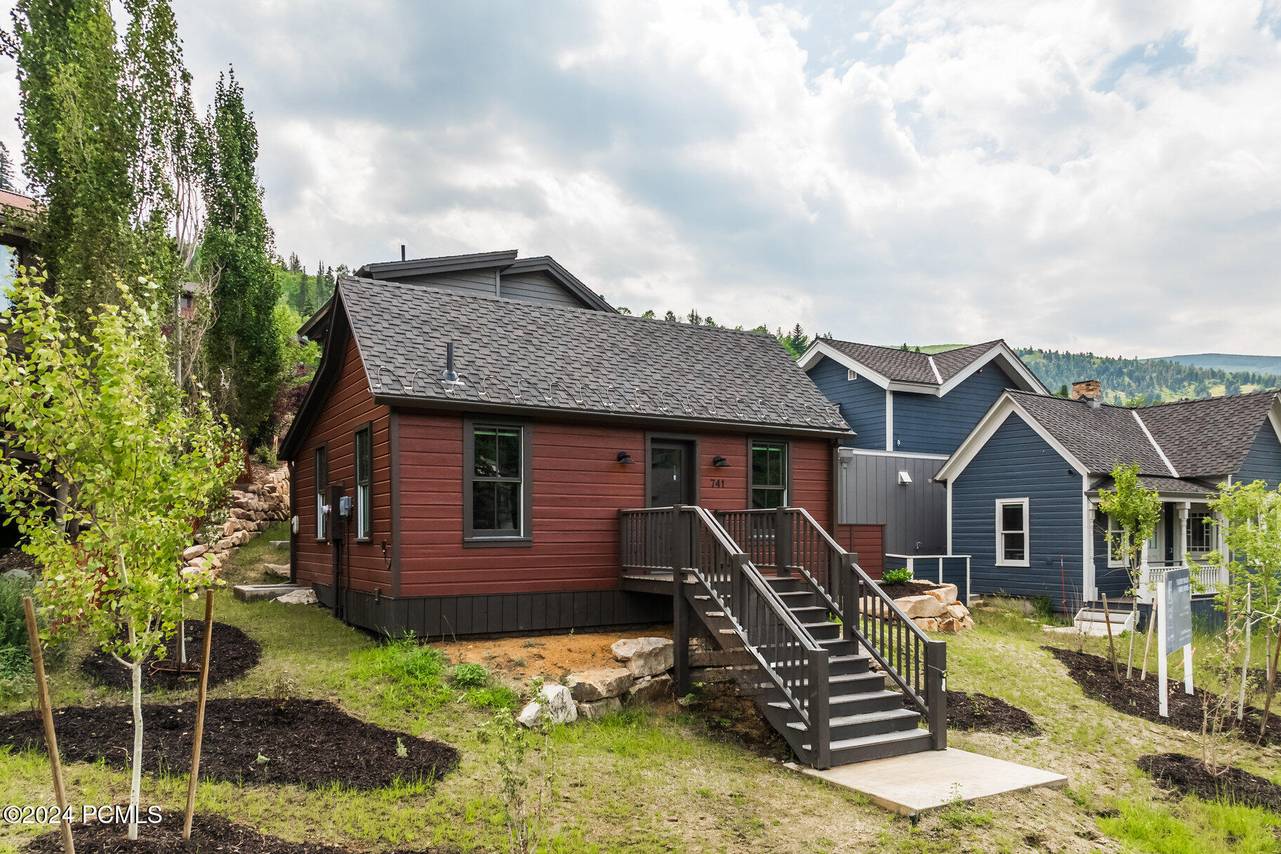 741 Rossie Hill Drive