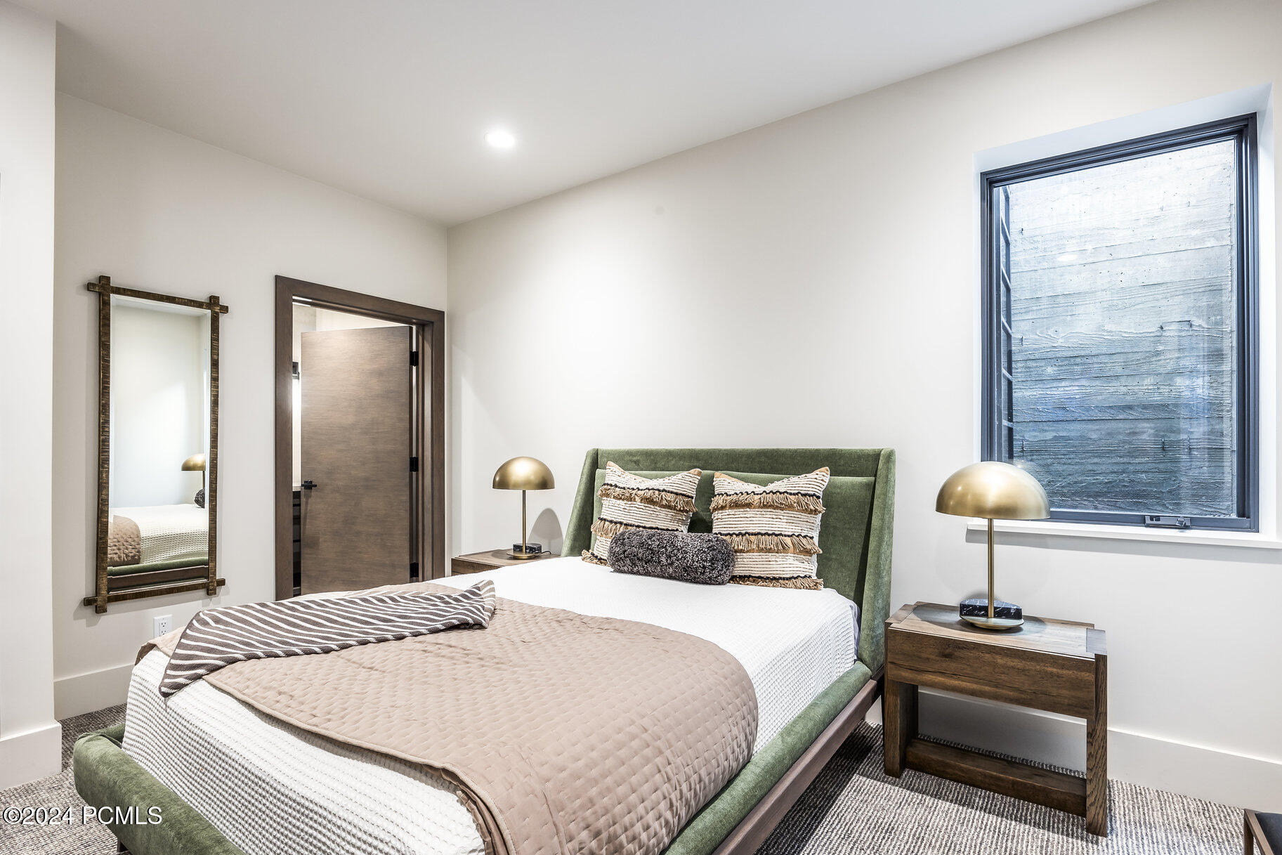 741 Rossie Hill Drive