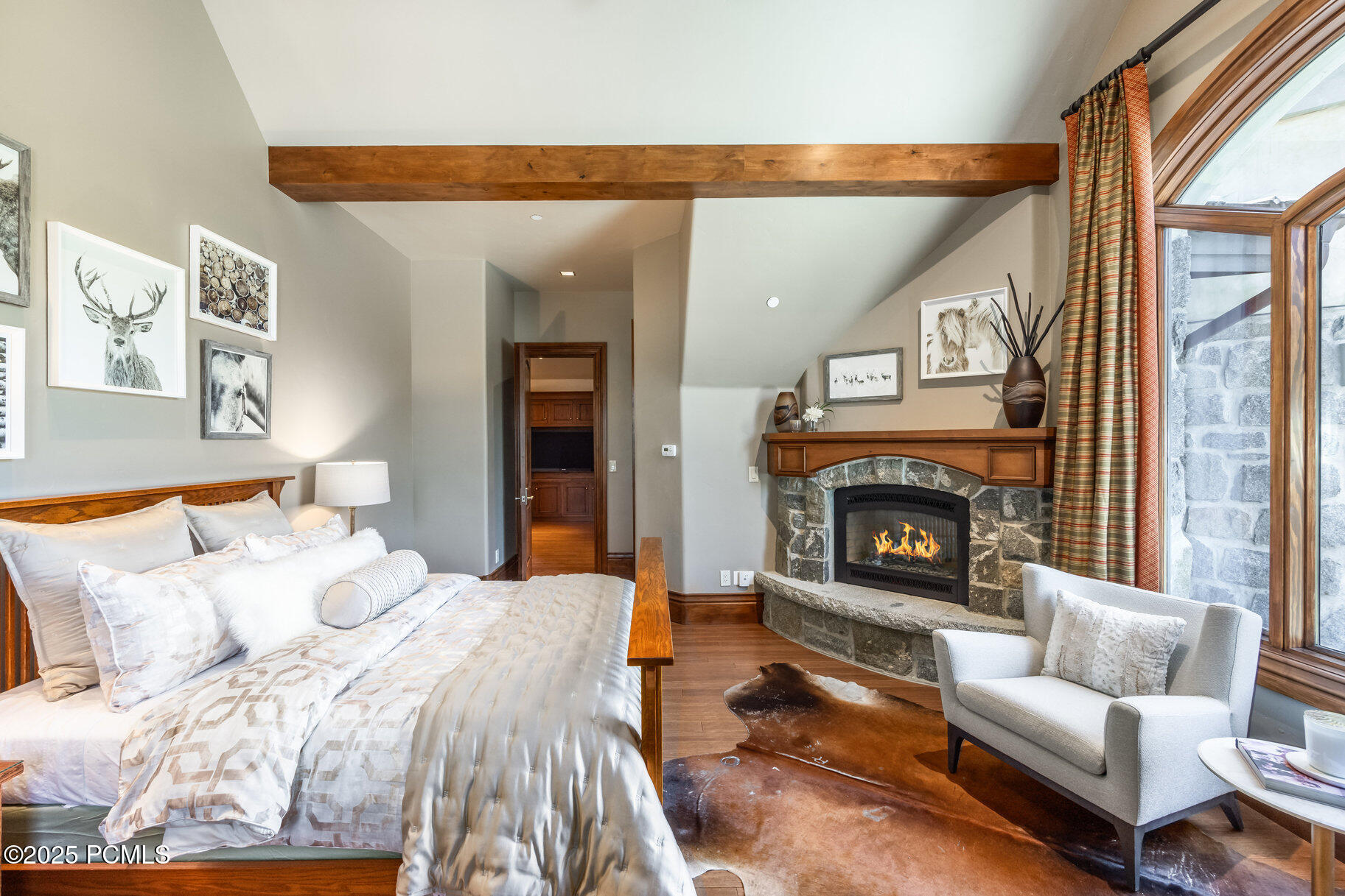 8066 N Red Fox Court