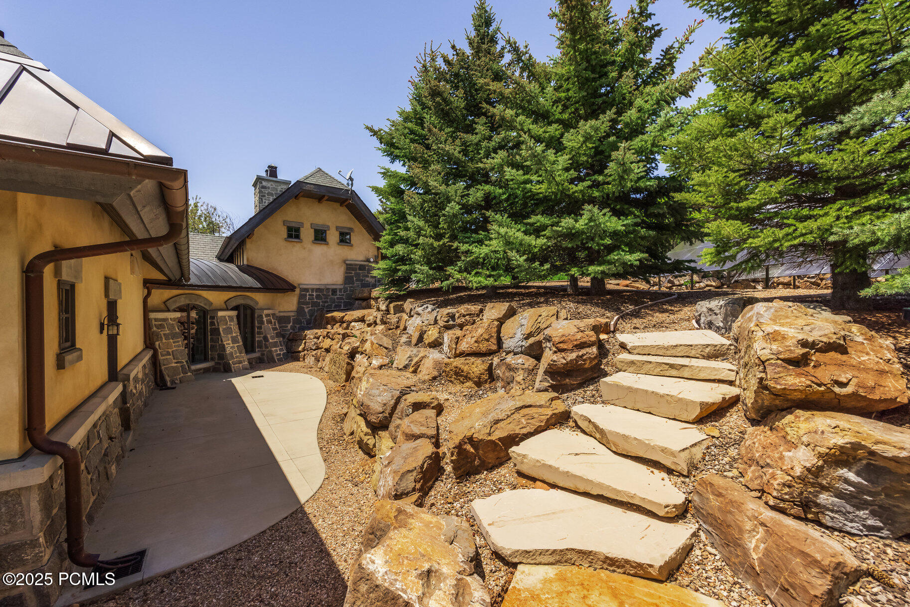 8066 N Red Fox Court