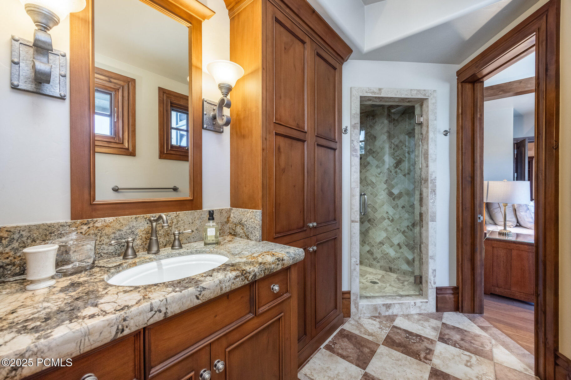 8066 N Red Fox Court