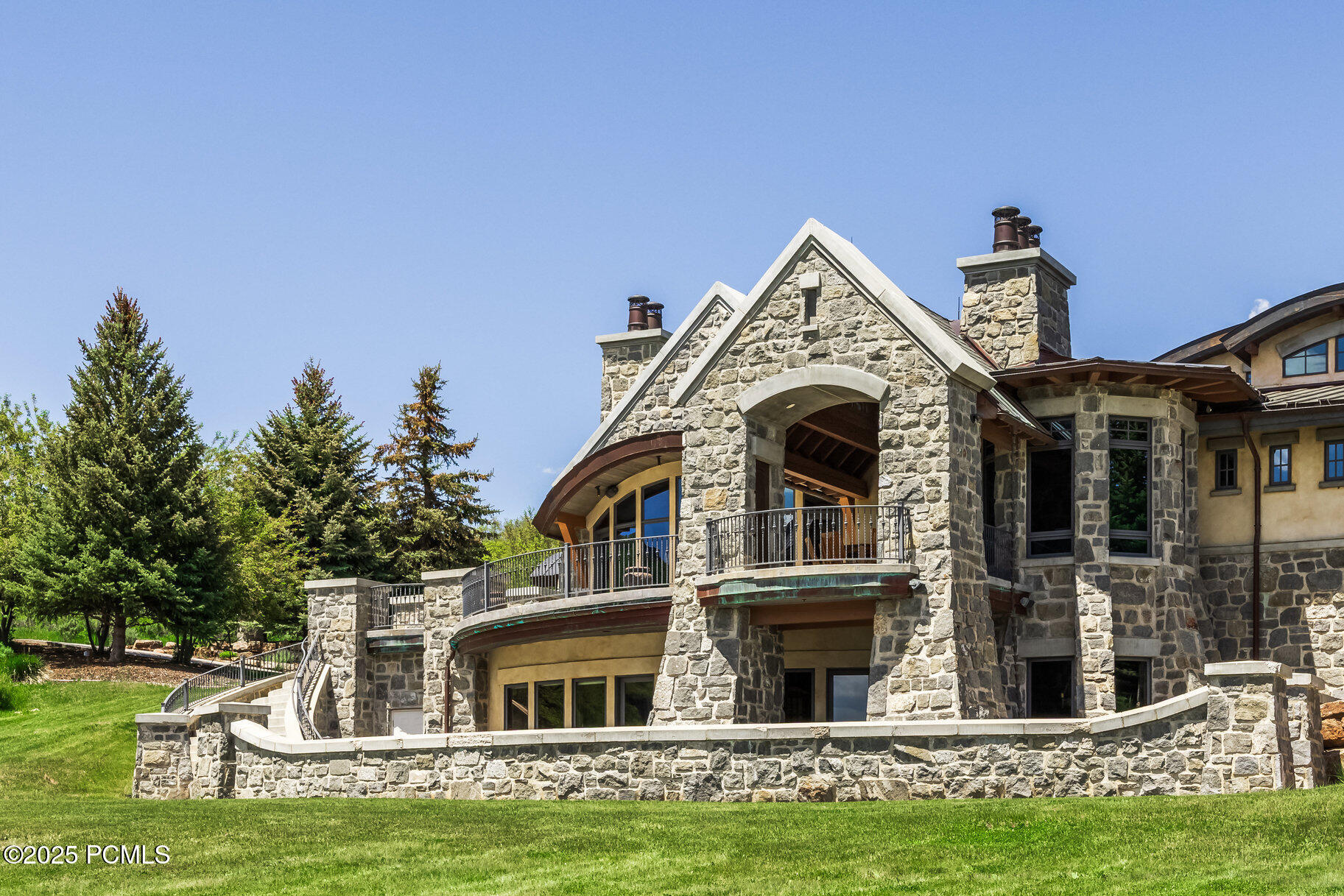 8066 N Red Fox Court