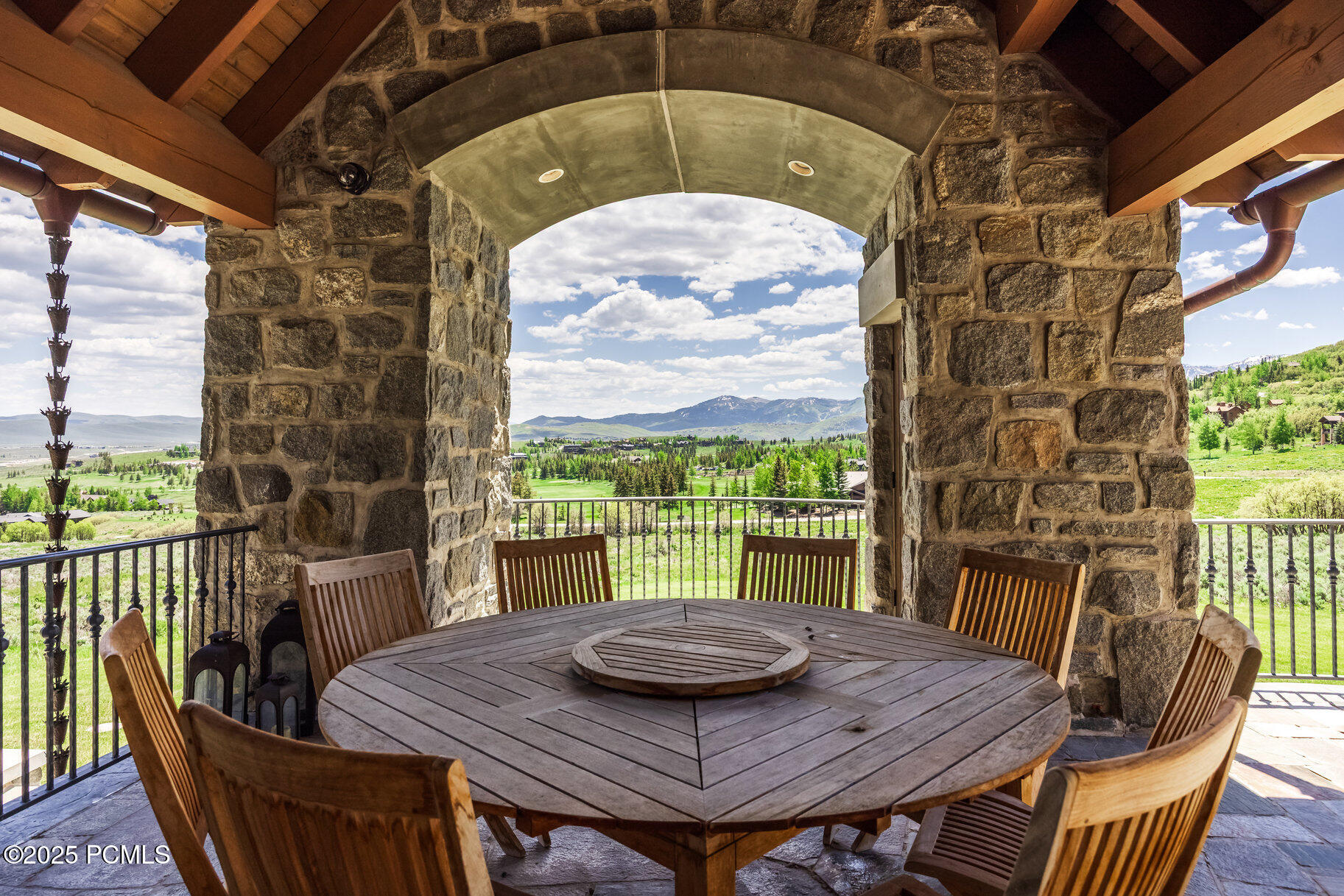 8066 N Red Fox Court