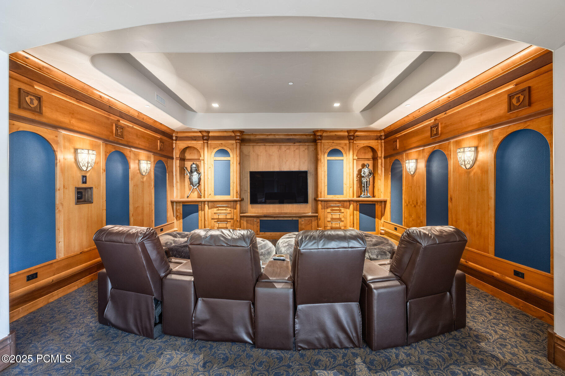 8066 N Red Fox Court