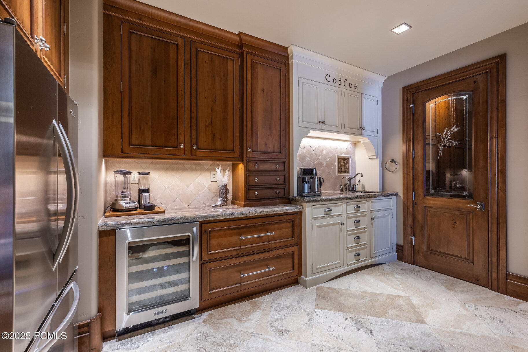 8066 N Red Fox Court