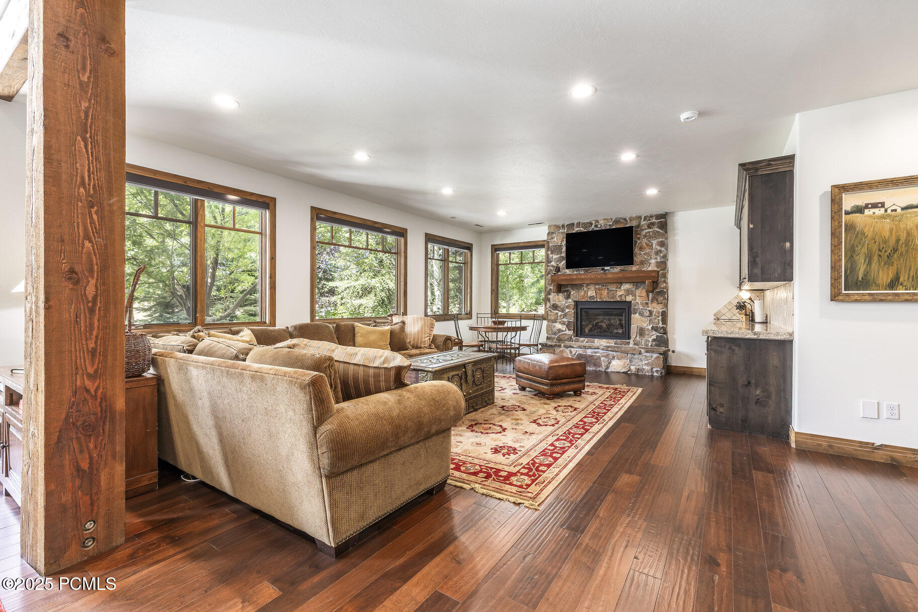 2054 Paddington Drive