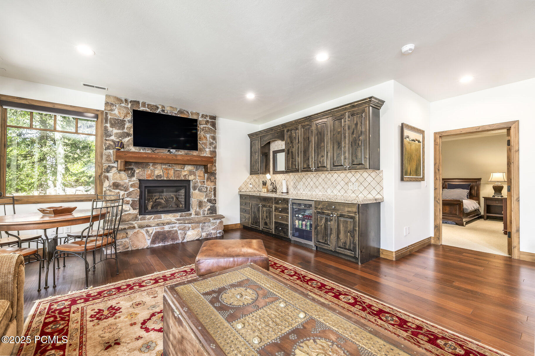 2054 Paddington Drive