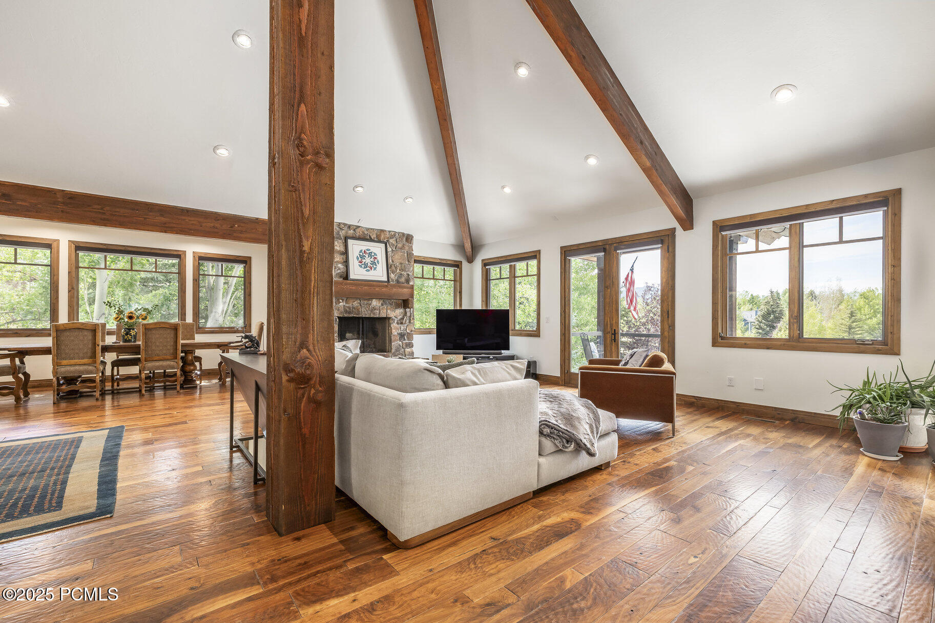 2054 Paddington Drive