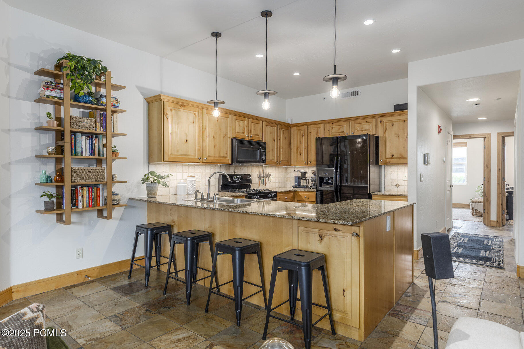 1646 Fox Hollow Lane, G5