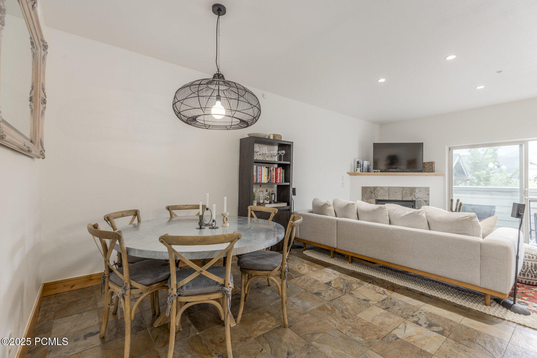 1646 Fox Hollow Lane, G5