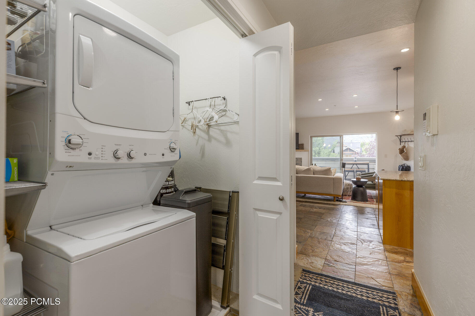 1646 Fox Hollow Lane, G5