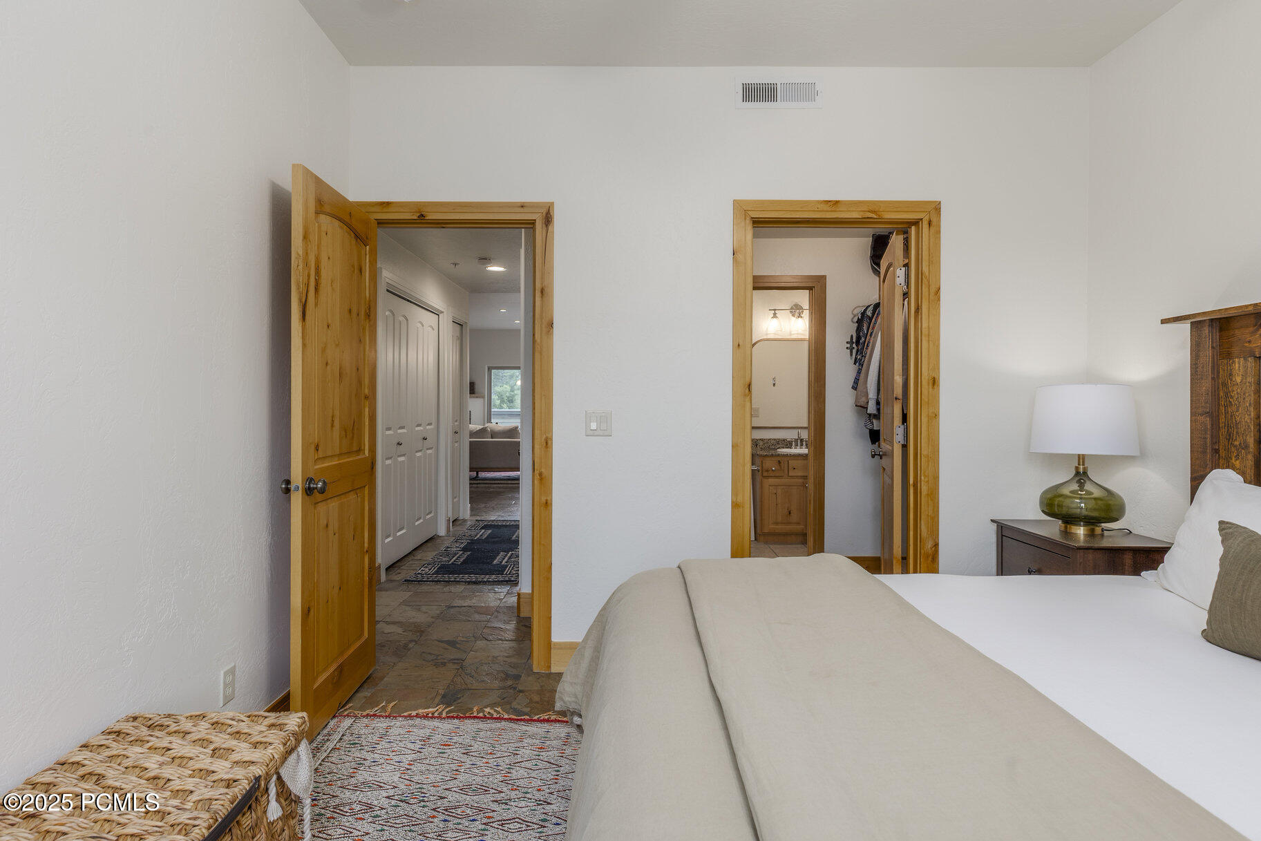 1646 Fox Hollow Lane, G5