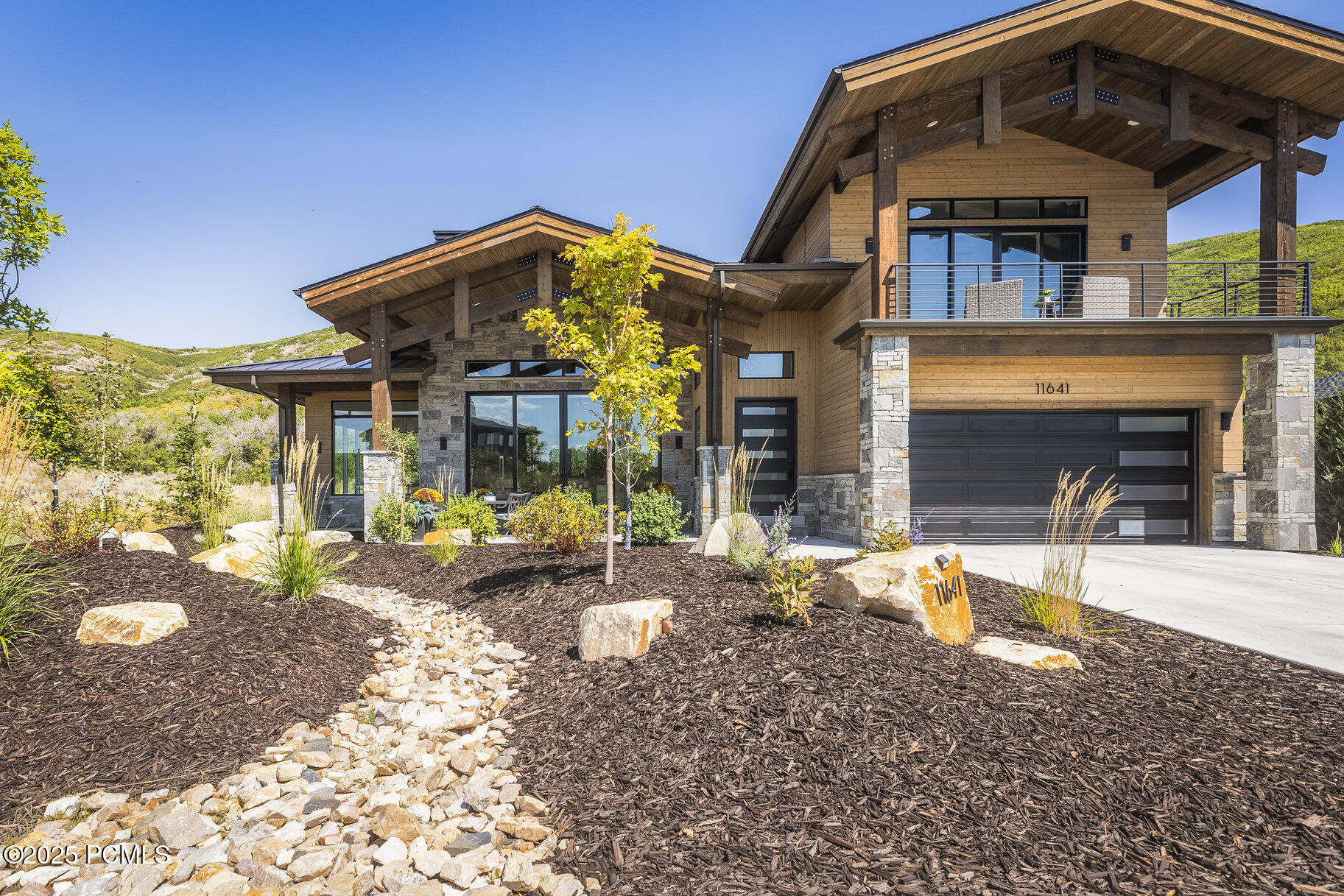 11641 N Soaring Hawk Lane