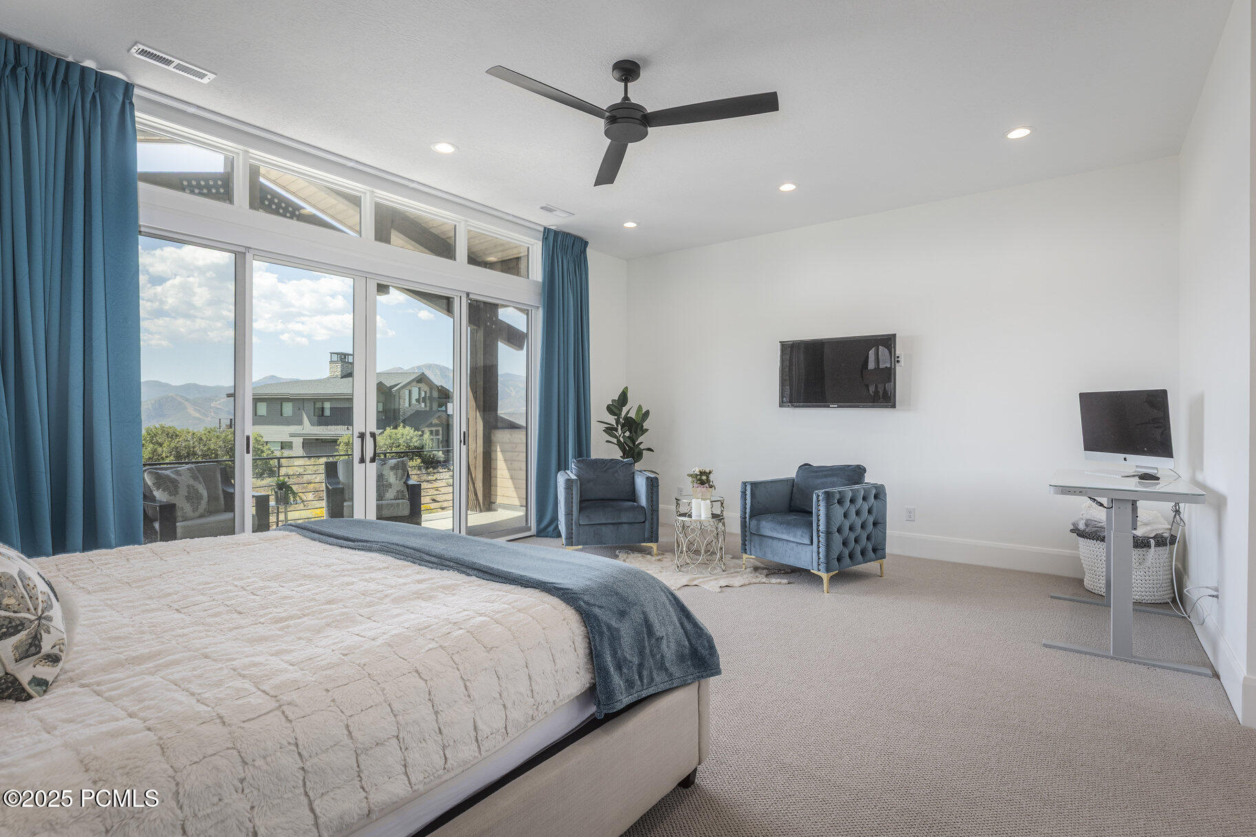 11641 N Soaring Hawk Lane