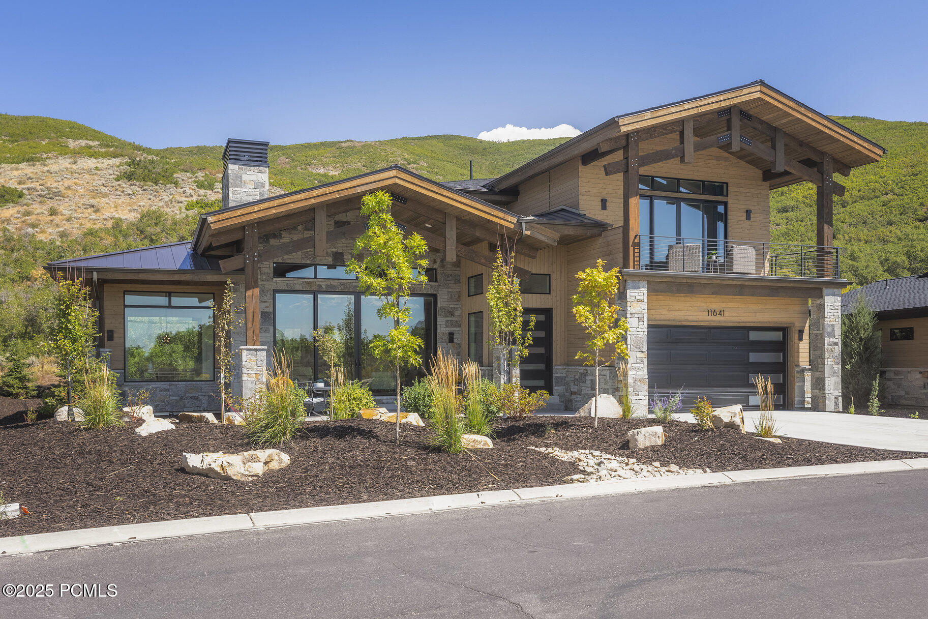 11641 N Soaring Hawk Lane