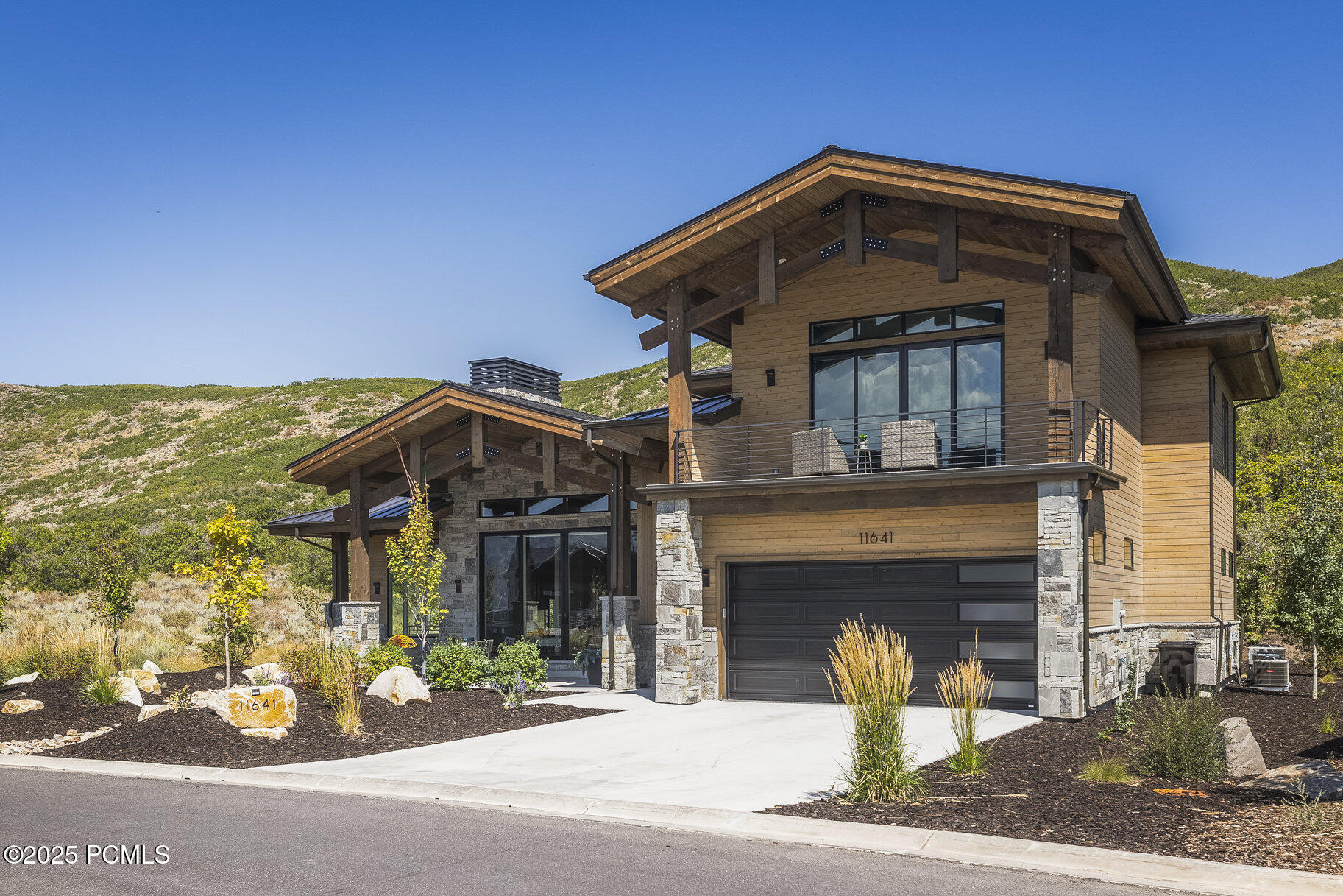 11641 N Soaring Hawk Lane