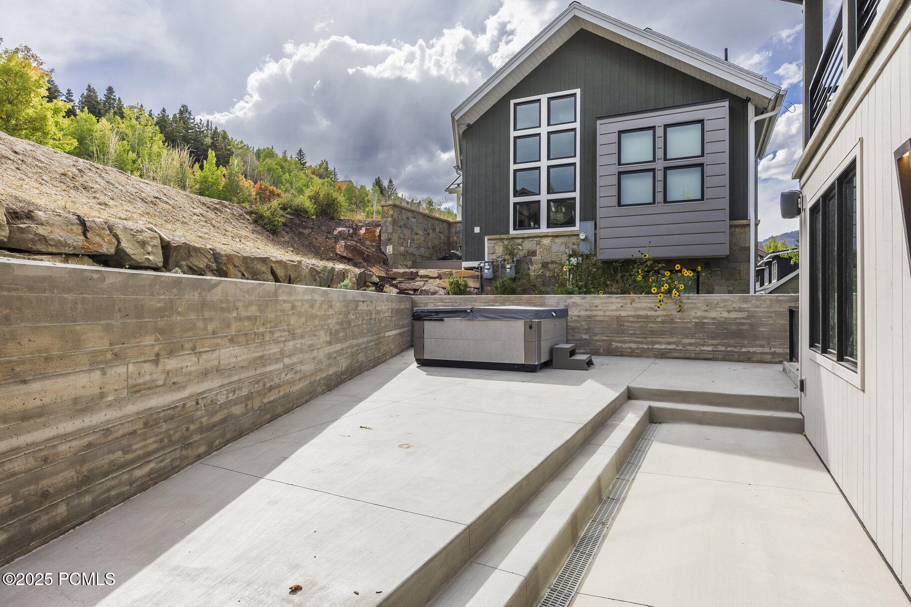 751 Rossie Hill Drive