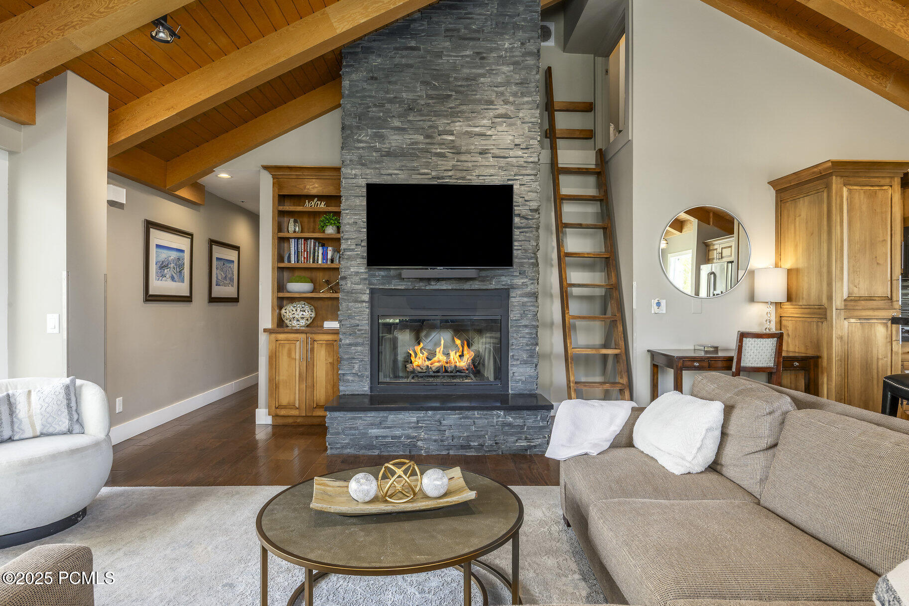 2385 Good Trump Court