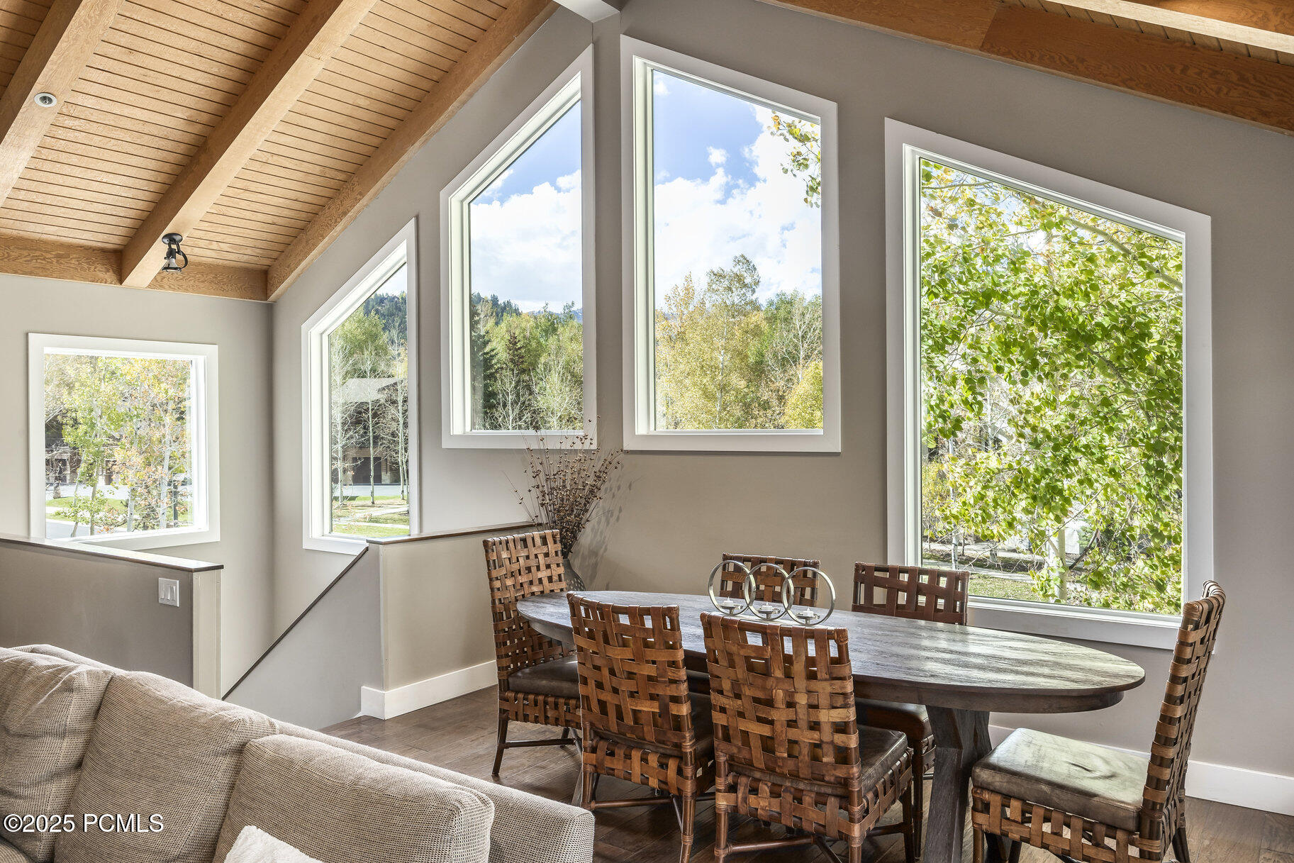 2385 Good Trump Court