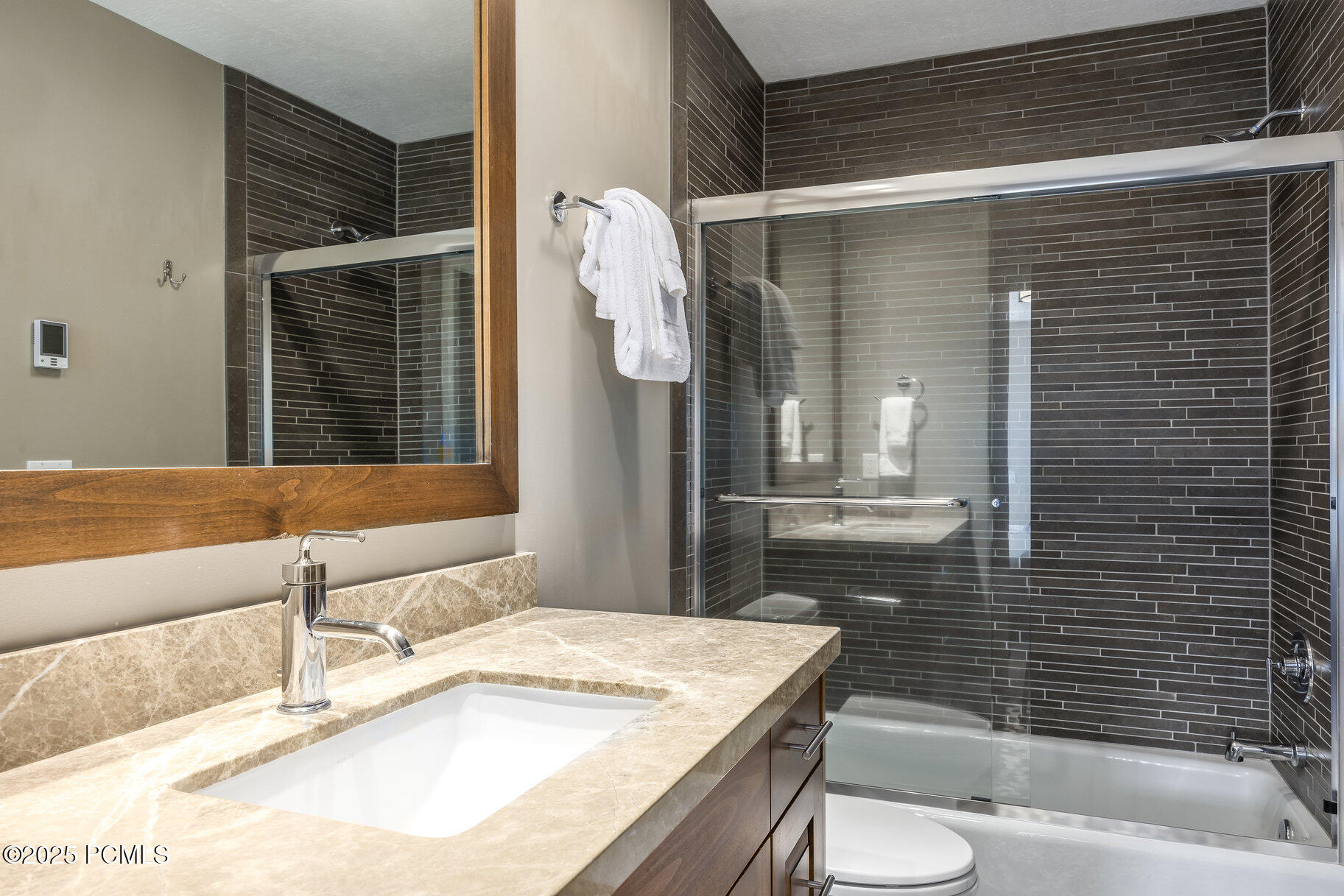 2385 Good Trump Court