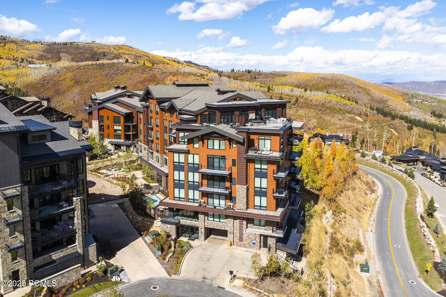 7677 Village Way 503