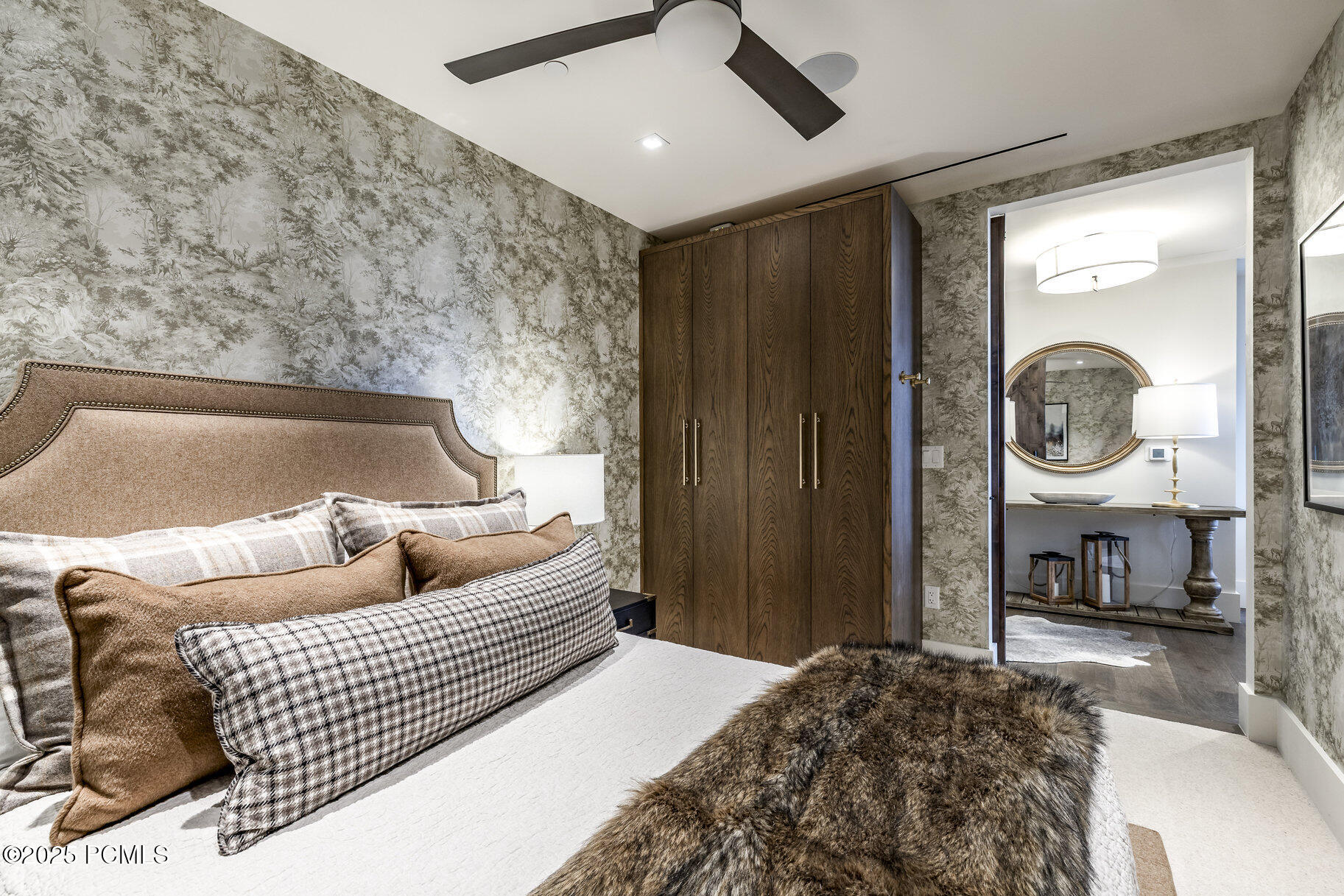 7677 Village Way 503